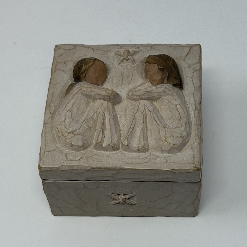 Willow Tree Susan Lordi's Friendship Trinket Keepsake Box 2003